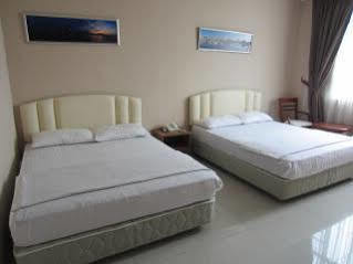 Mendu Inn Kuching Exteriér fotografie